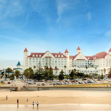 The Boardwalk Hotel, Convention Centre & Spa Порт Елизабет Екстериор снимка