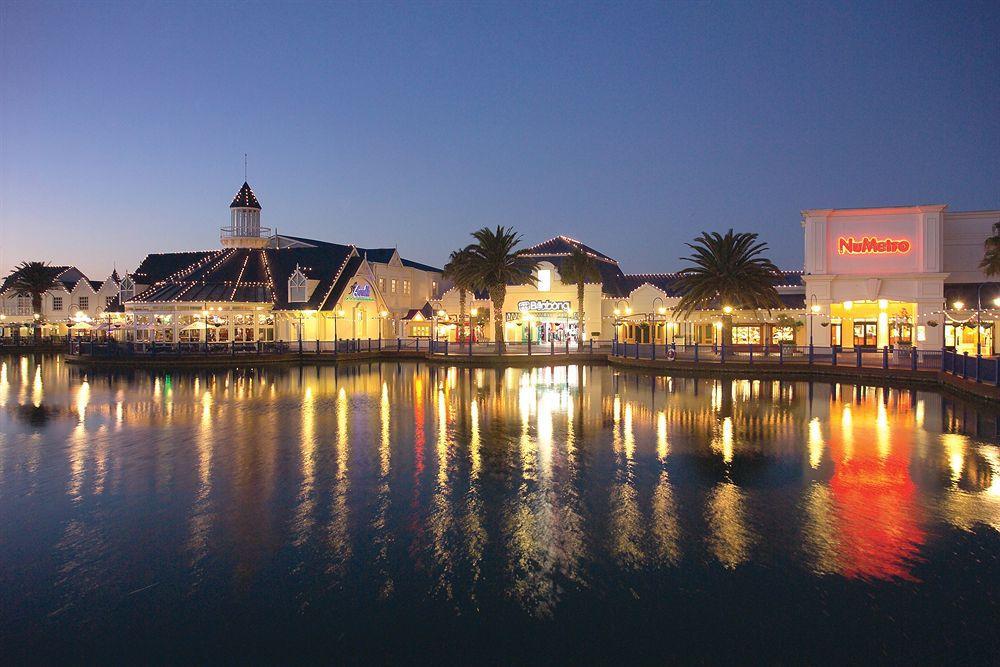 The Boardwalk Hotel, Convention Centre & Spa Порт Елизабет Ресторант снимка
