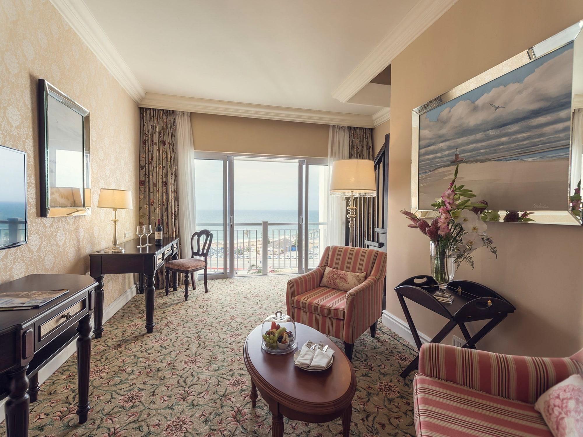 The Boardwalk Hotel, Convention Centre & Spa Порт Елизабет Екстериор снимка