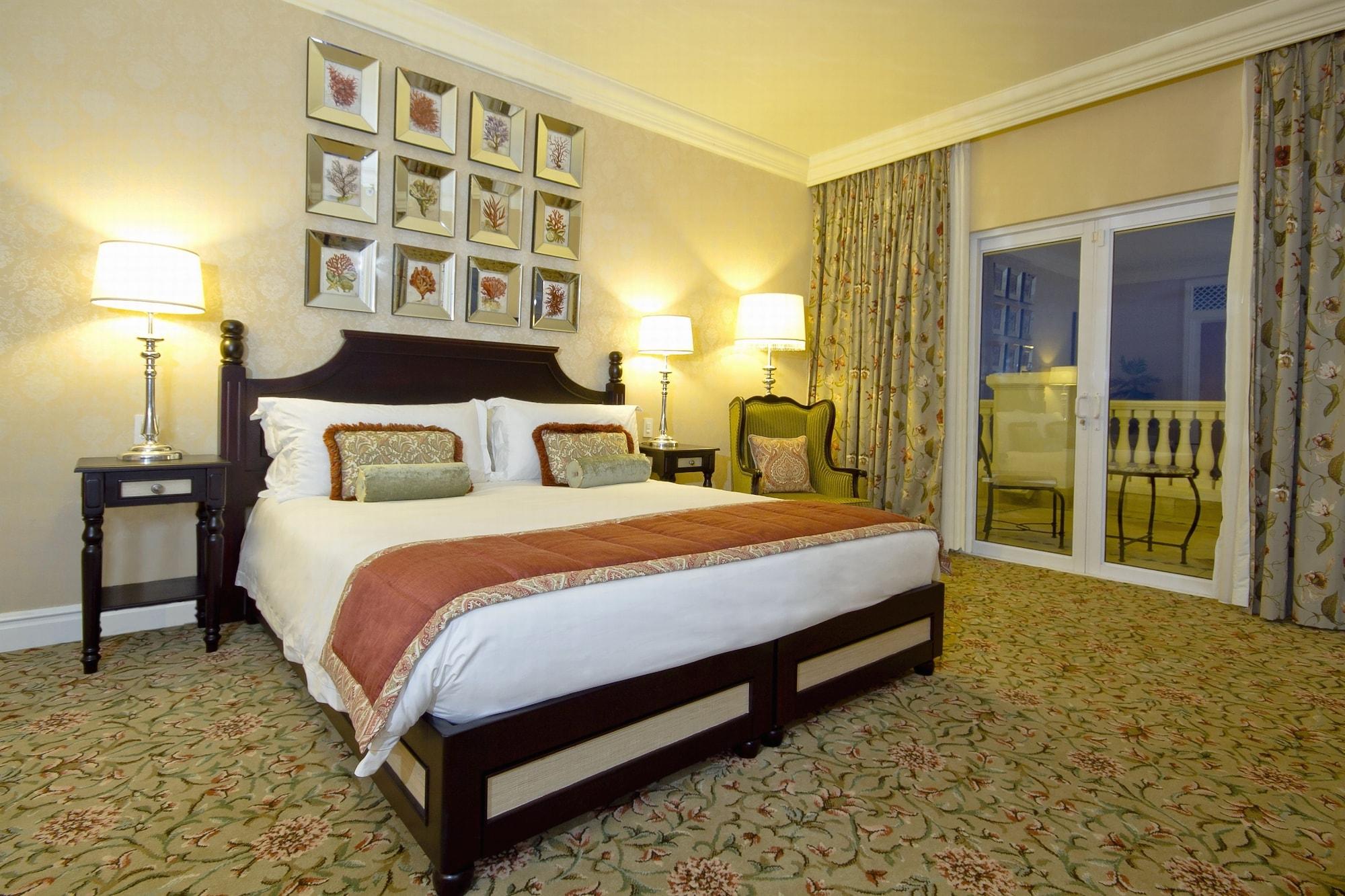 The Boardwalk Hotel, Convention Centre & Spa Порт Елизабет Екстериор снимка